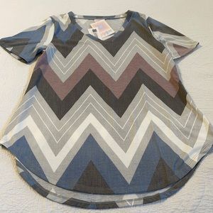 Lularoe Iris V neck top